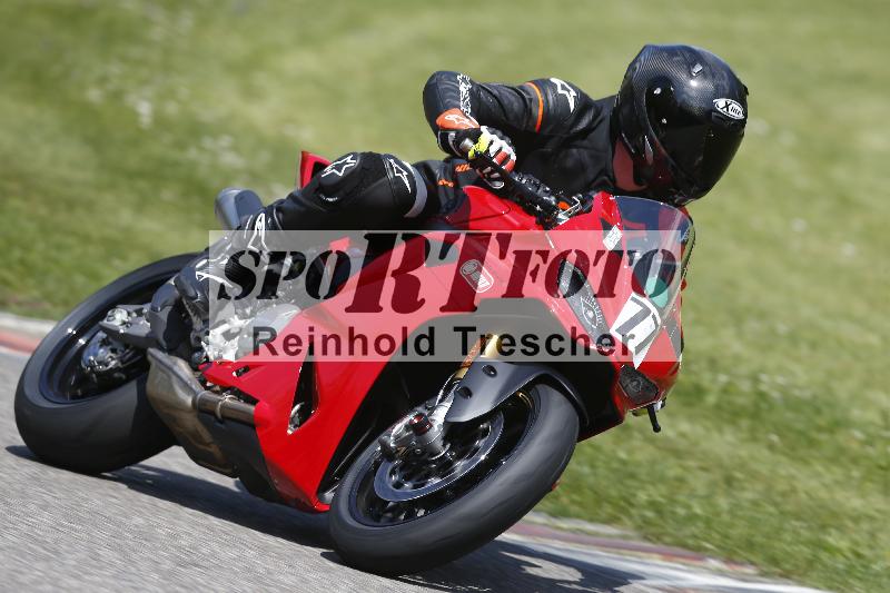 /15 13.05.2025 Max Racing ADR/Gruppe gruen/77